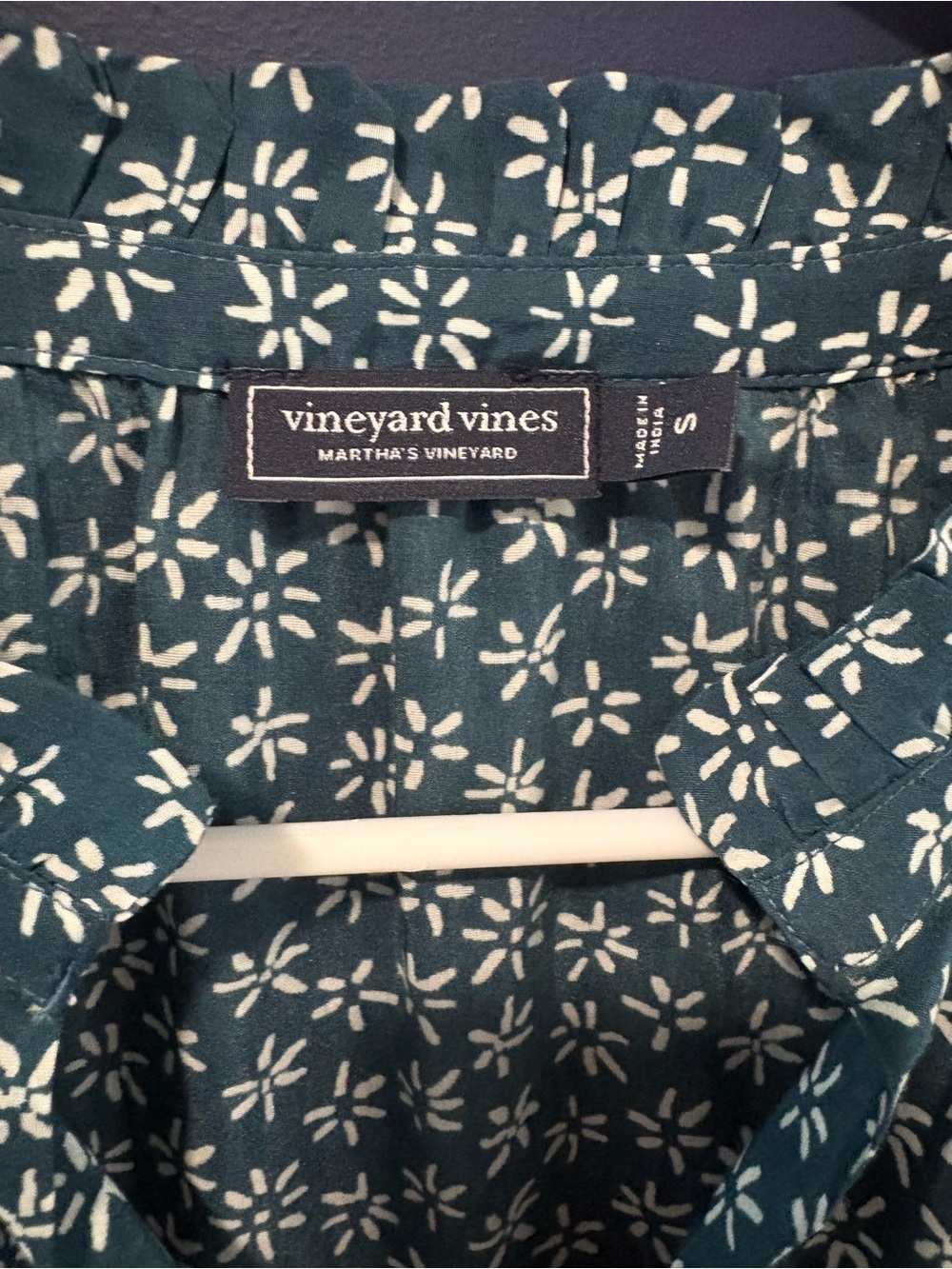 Vineyard Vines Cotton/Silk Blend Floral Tiered Long-Sleeve Dress - Small - Picture 2 of 5
